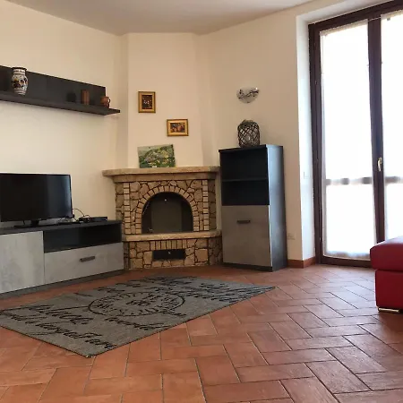 Apartment Guendalina Mon Roncola