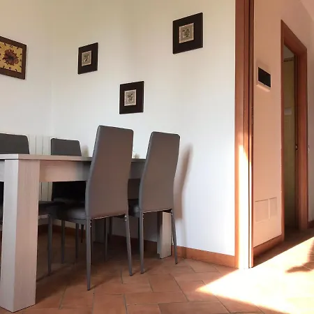 Apartment Guendalina Mon Roncola